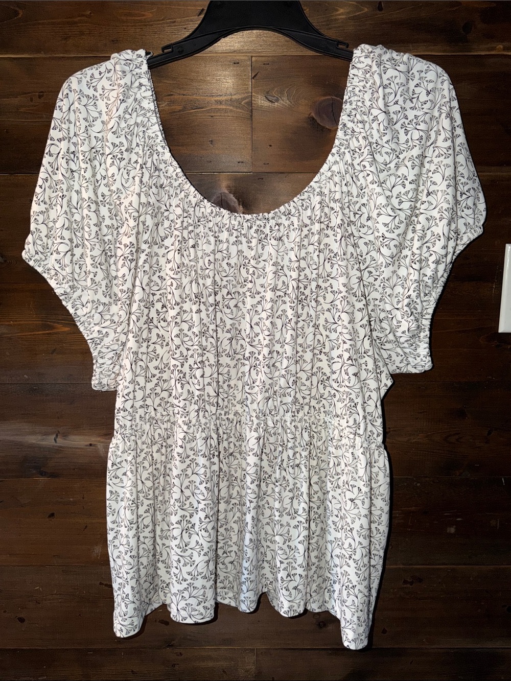 Terra & Sky White Floral Scoop-Neck Peasant Tunic